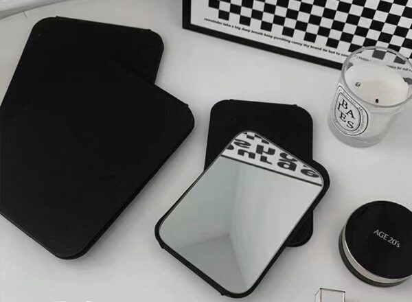 Desktop Makeup Mirror - Image 2