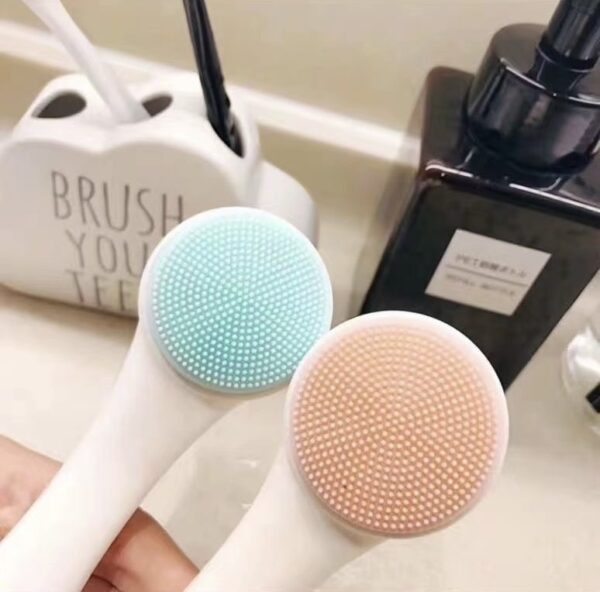 3D Double Sided Silicone Face Cleanser Brush - Image 10