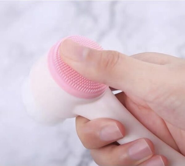 3D Double Sided Silicone Face Cleanser Brush - Image 12