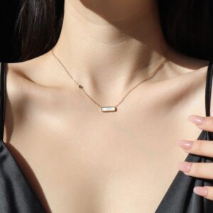 Modern  Pendant Necklaces