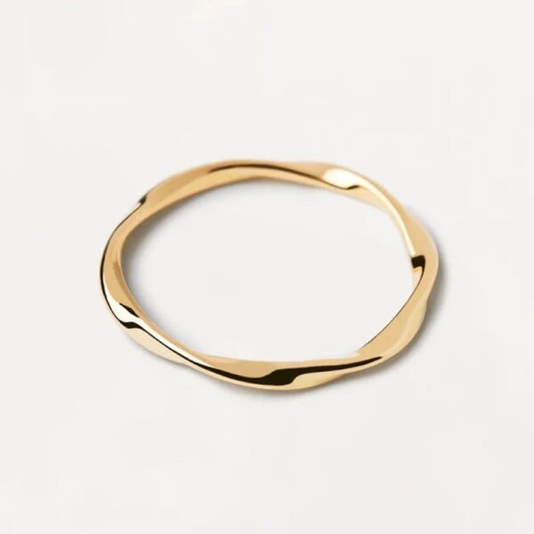 Irregular Wave Rings